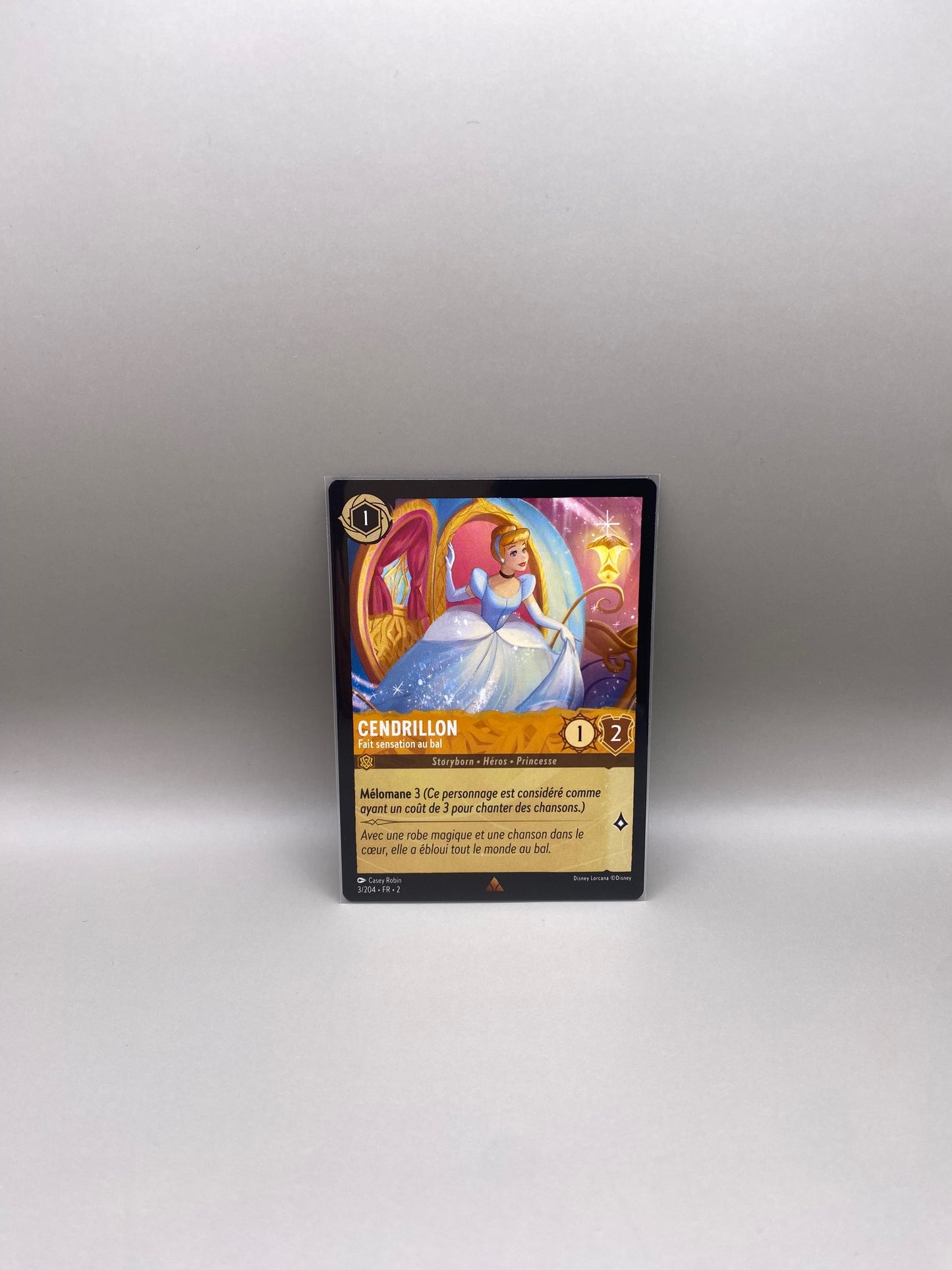 Lorcana 2023 Floodborn 'Cinderella Ballroom Sensation/Cendrillon' French Language Card